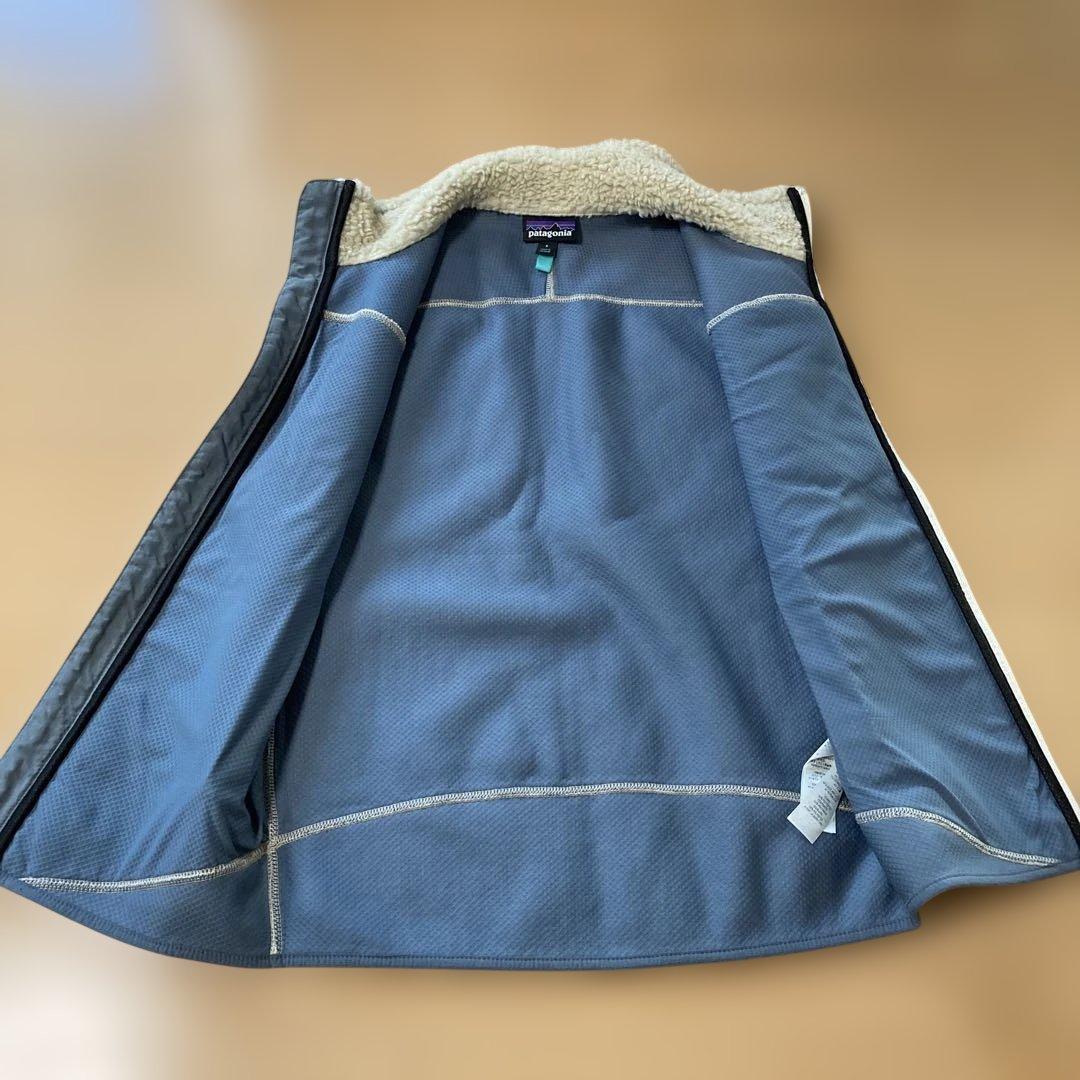 patagonia フリースベスト レトロX ボア　アイボリー/グレー