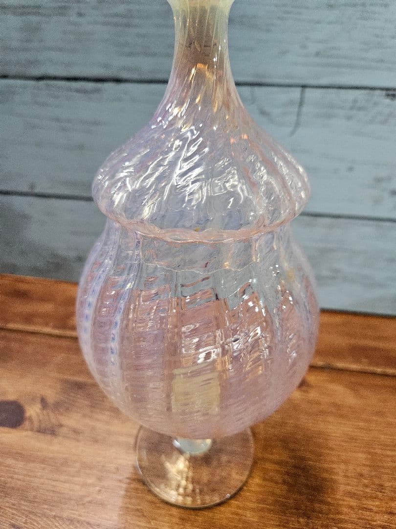 フランスアンティーク オパールセントガラス ボンボニエール 蓋付きのグラス 花瓶