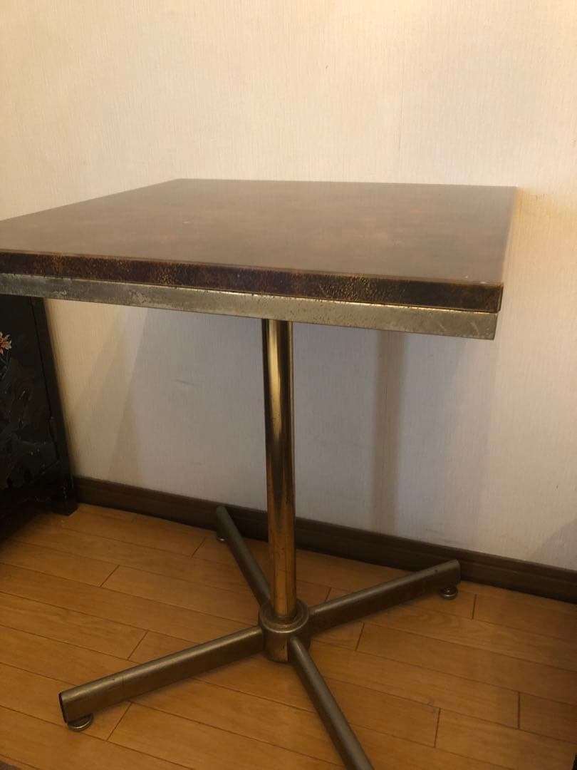 カフェ　テーブル　マーブル調　真鍮　アンティーク　正方形　ブラウン　金