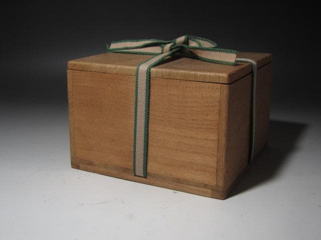 ☆　古萩茶碗　しぐれ　裏千家　十三代　円能斎の花押がございます☆y400