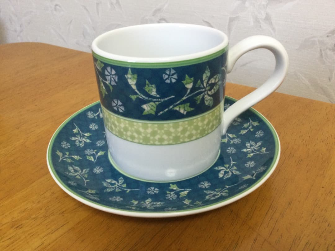 坂井泉水　ZARD マグカップ　ソーサー付き