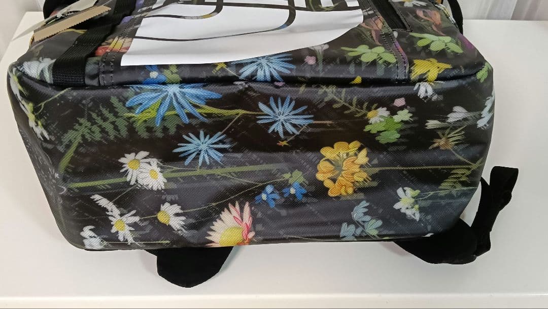 THE NORTH FACEノースフェイス 花柄リュックNM82255 30L①