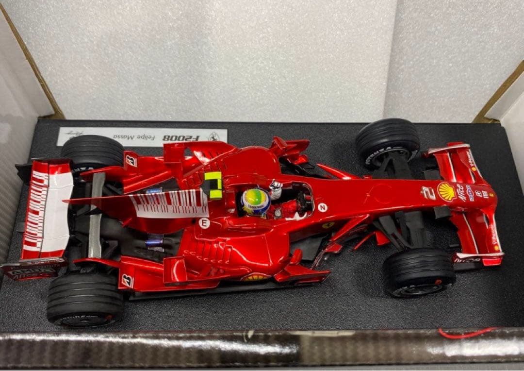 カスタム多数　1/18 マテル　フェラーリF2008 F.マッサ　シャークフィン