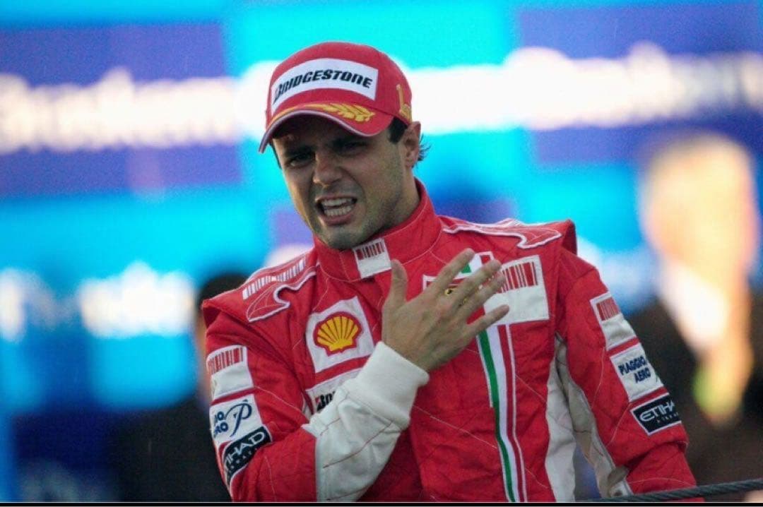 カスタム多数　1/18 マテル　フェラーリF2008 F.マッサ　シャークフィン