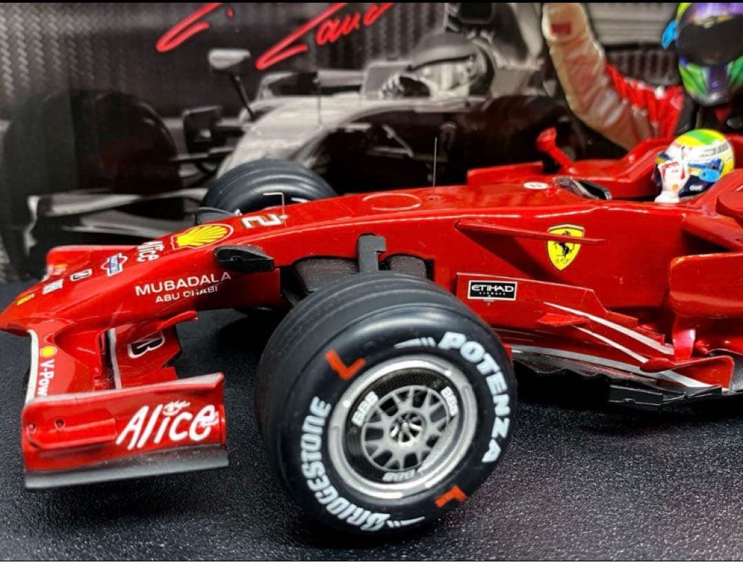 カスタム多数　1/18 マテル　フェラーリF2008 F.マッサ　シャークフィン