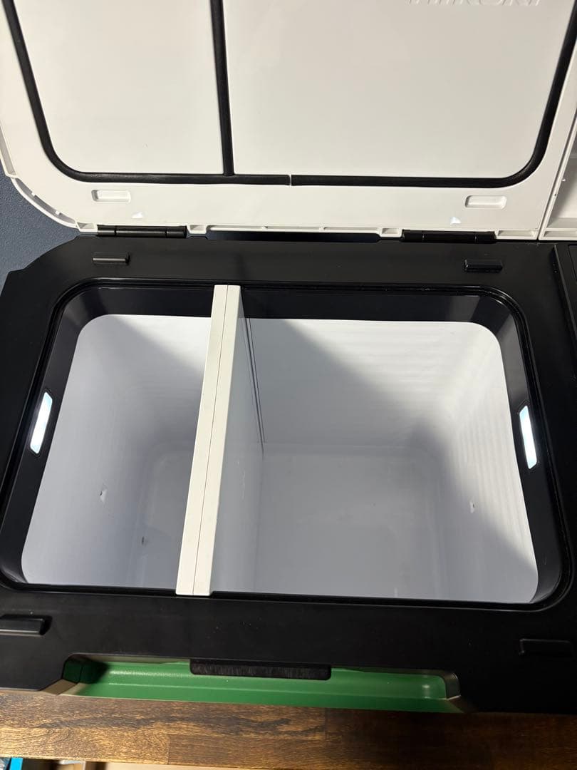 HiKOKI UL18DB 冷温庫