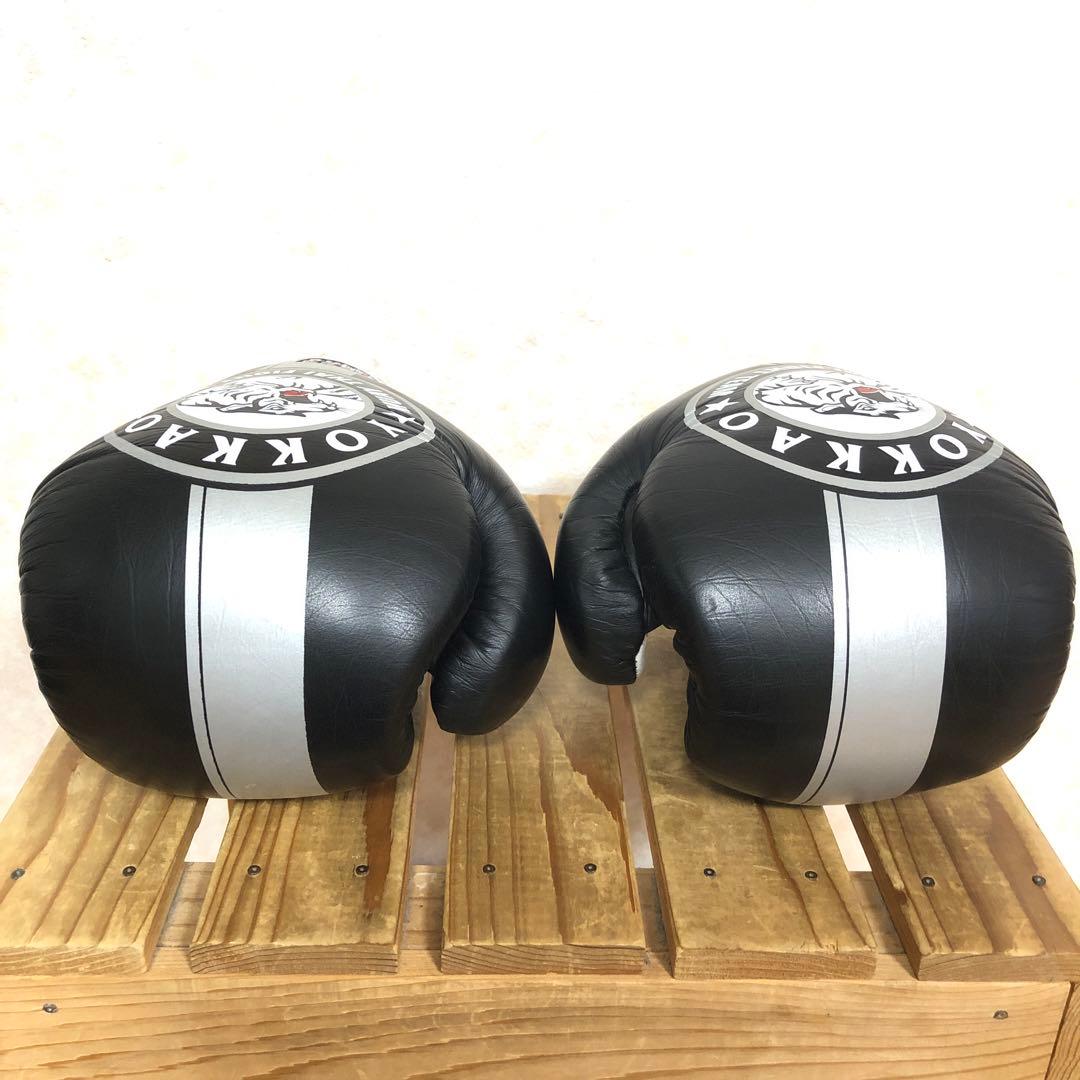 YOKKAO Official Fight Team ムエタイグローブ　10oz