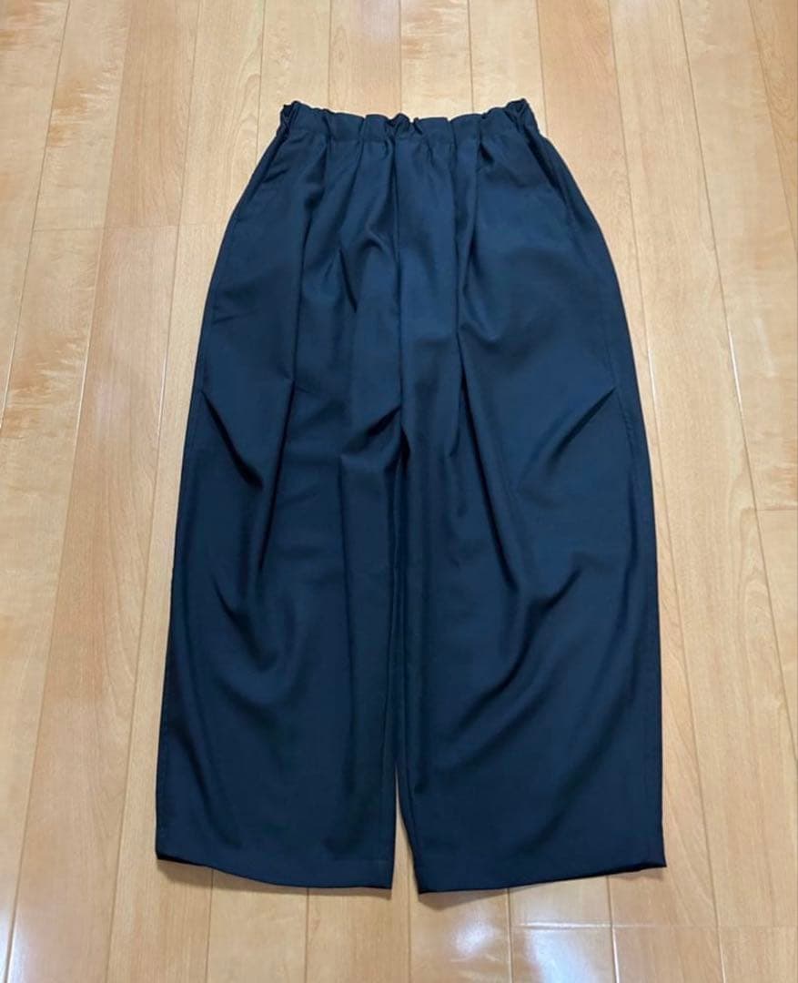 mizuiro ind ワイドカーゴパンツ イージーパンツ　ブラック