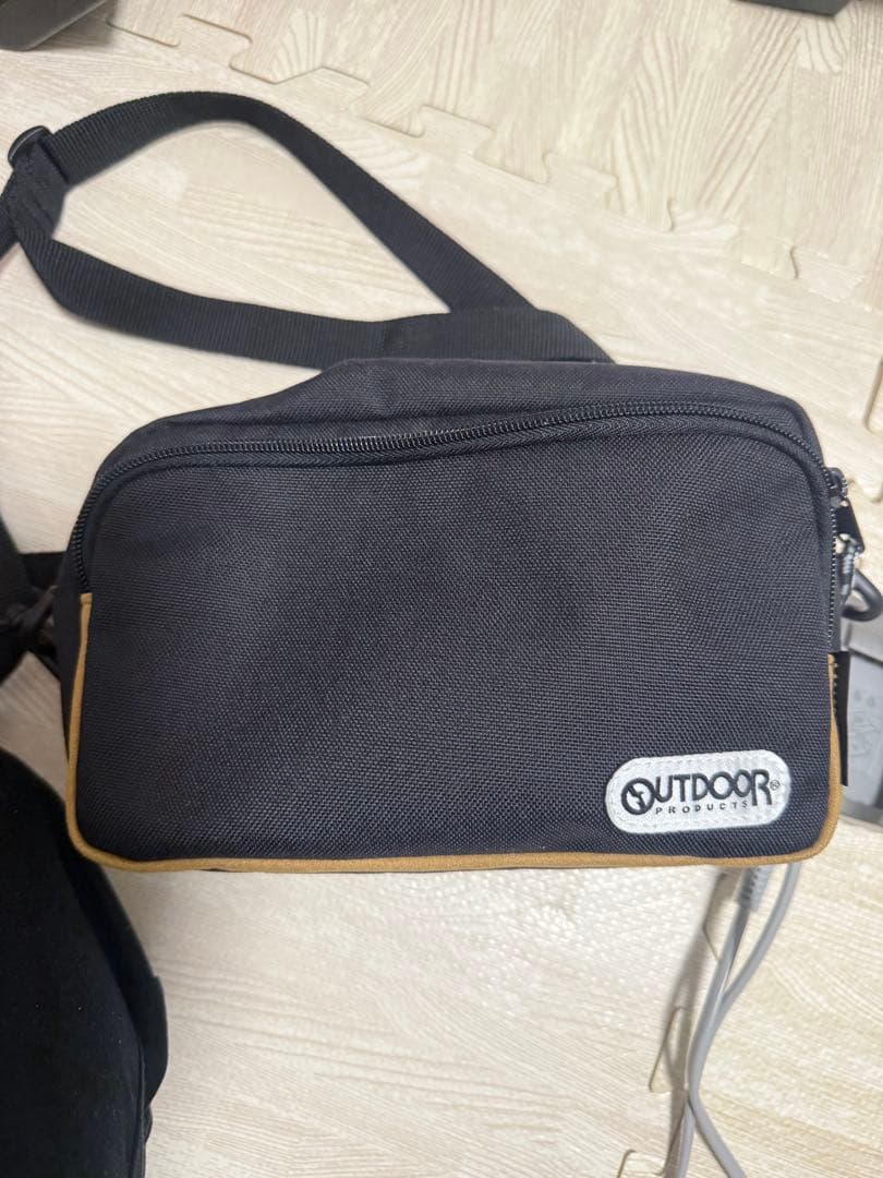 OLYMPUS OM-D E-M10 II シルバーカメラセット