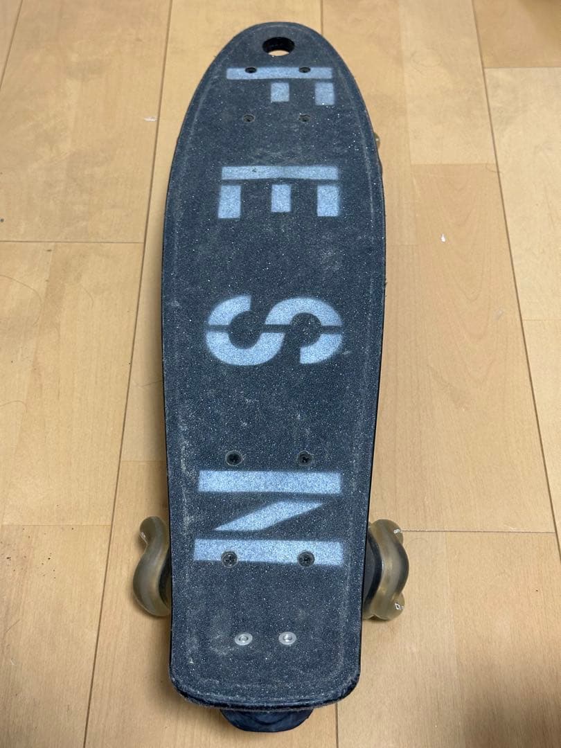 【akk】FESN Penny 22インチ シャークウィール