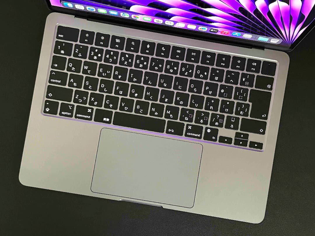 【美品】MacBook Air （M2, 2022）13.6㌅ 元箱付き