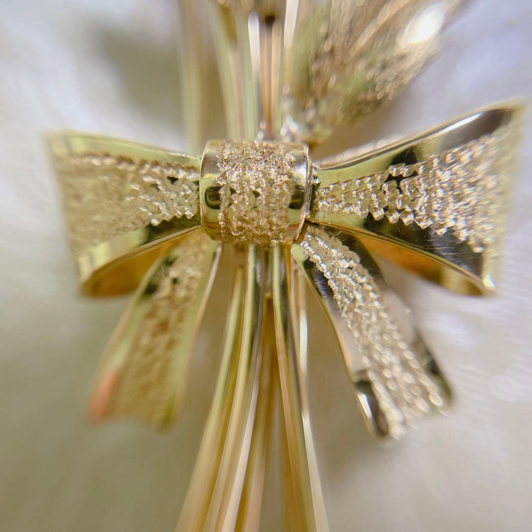 K18 ダイヤモンド　0.3ct 綺麗な花束ブローチ