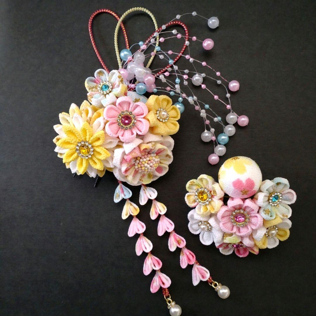 七五三髪飾り　カラフル　つまみ細工　和装　成人式　髪飾り