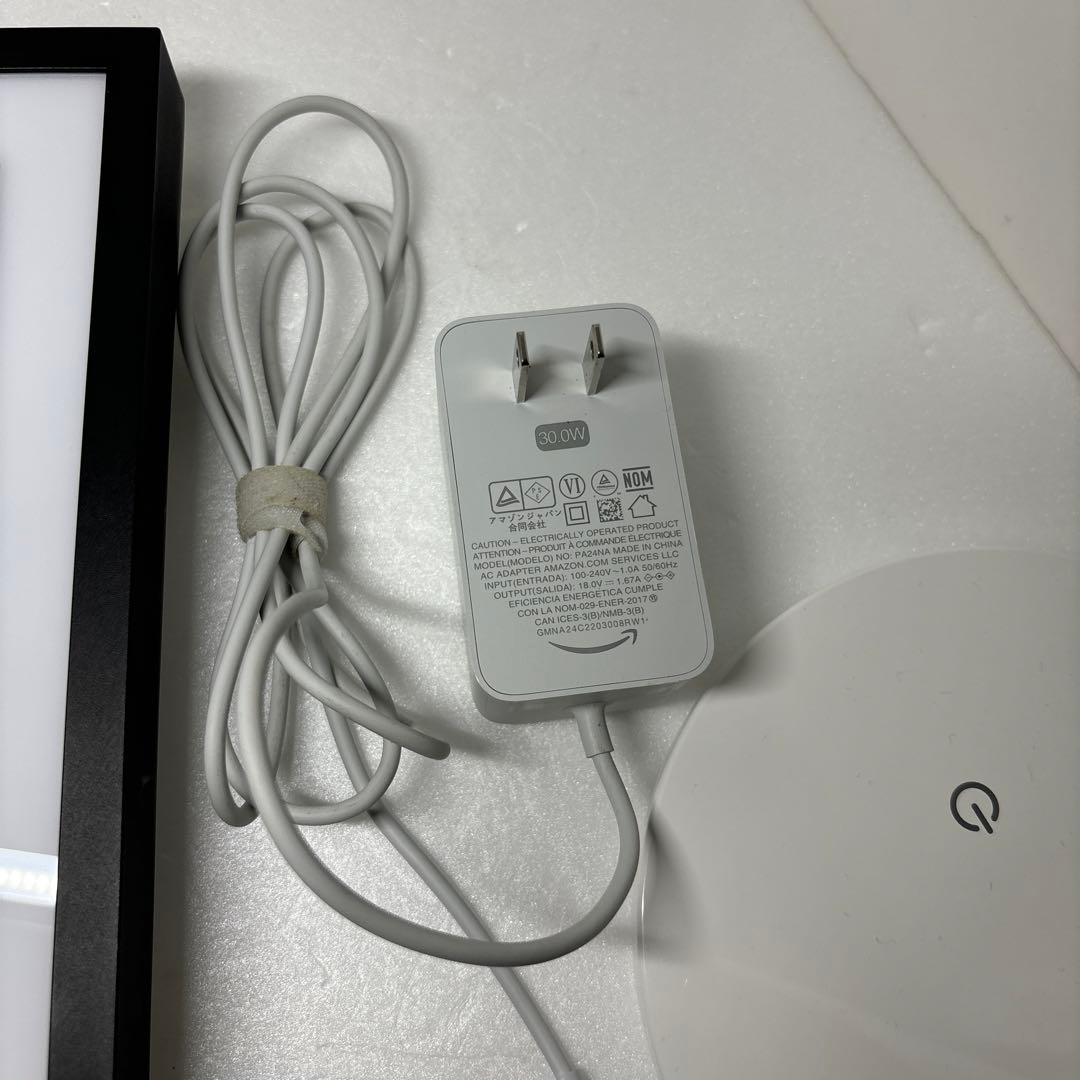 Echo Show 15 エコーショー スマートディスプレイ　本体＋アダプタのみ