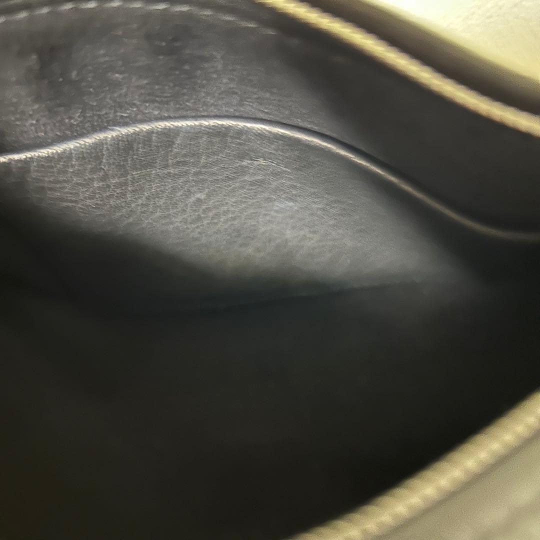 アエタ aeta CYLINDER SHOULDER ショルダーバック レザー