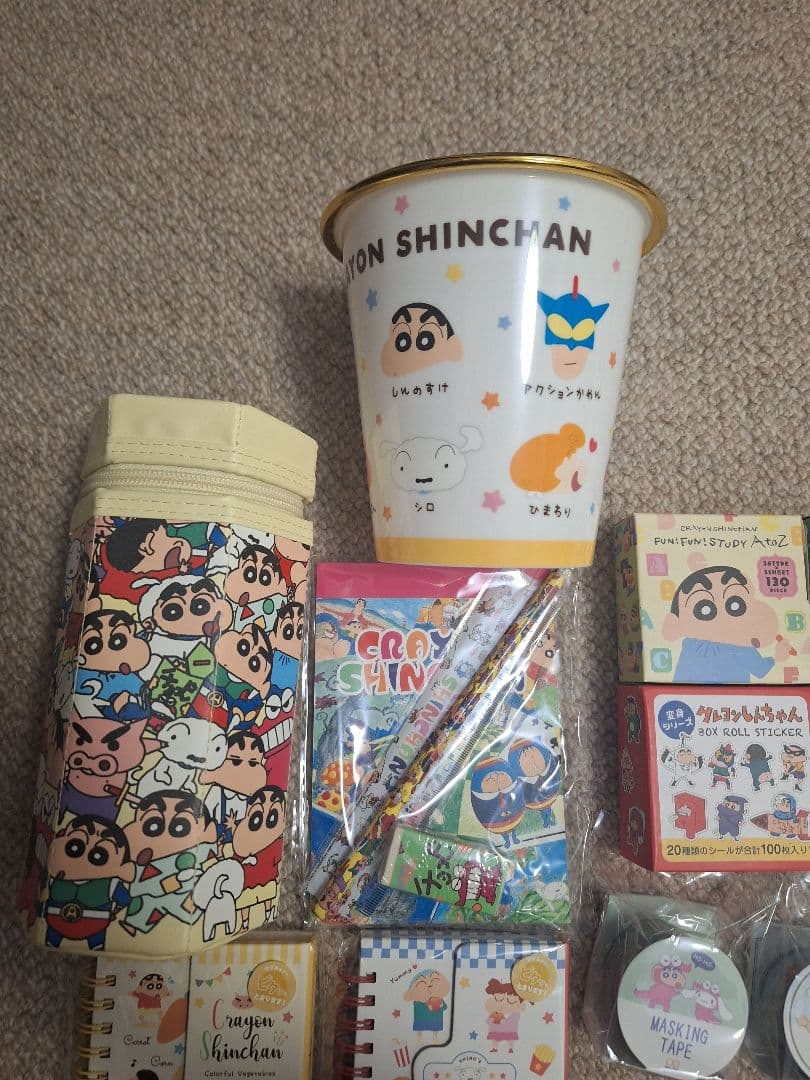クレヨンしんちゃん　シール　マスキング　メモ帳　ペンケース　まとめ売り