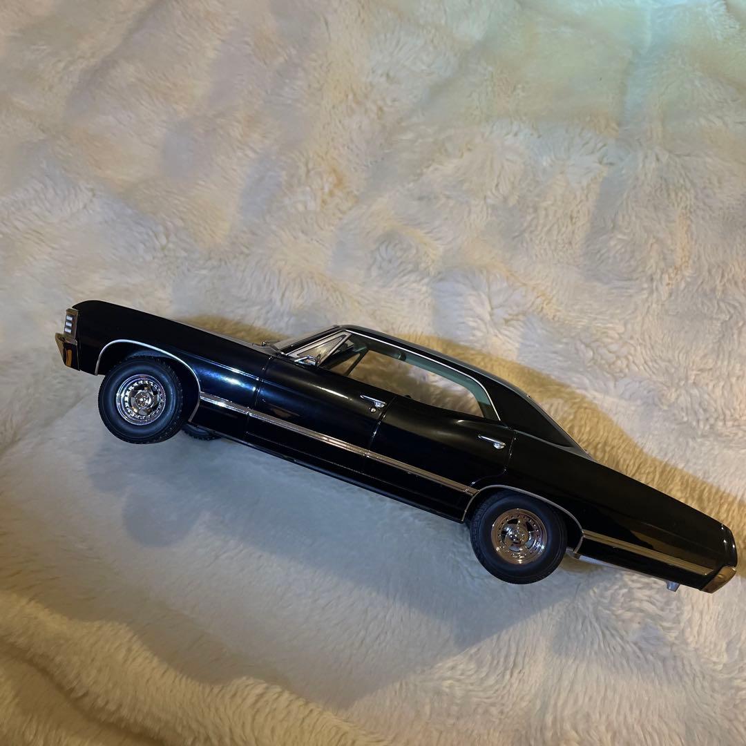 ドラマ[スーパーナチュラル]1967 インパラ 1/18 ミニカー