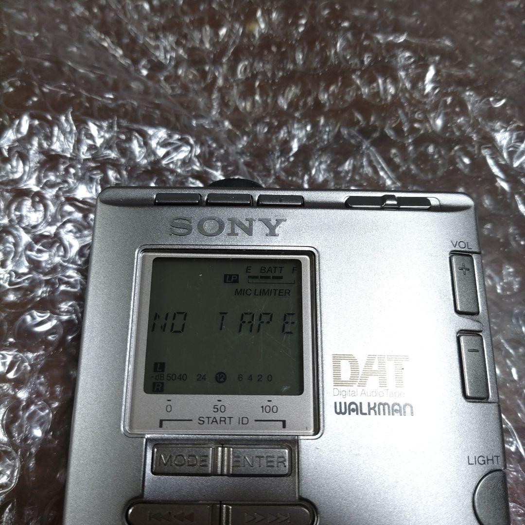 ソニー　DAT ウォークマン ポータブル TCD-D100 管理ナンバー7300