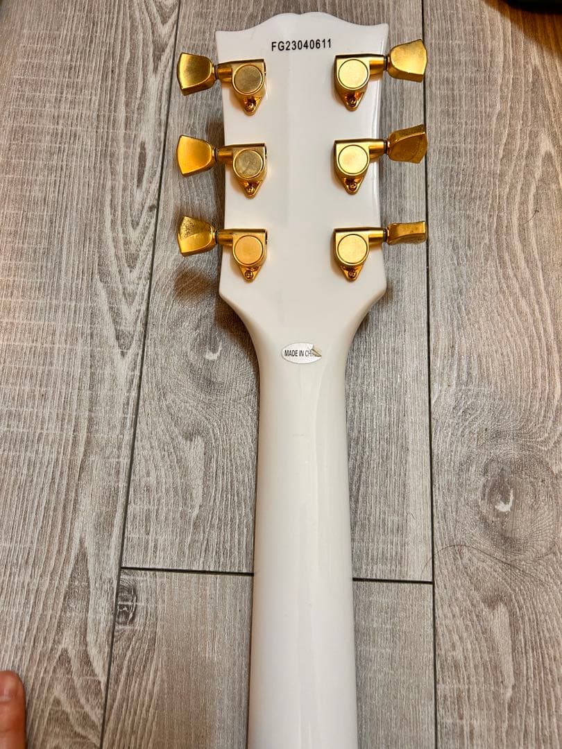 【値下げしました！】Burny レスポールタイプ ホワイト