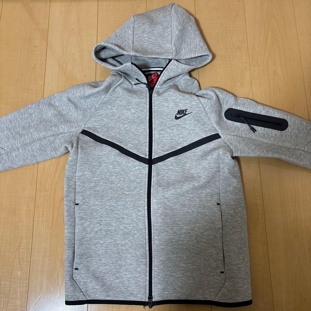 Nike テックフリース Sサイズ グレー