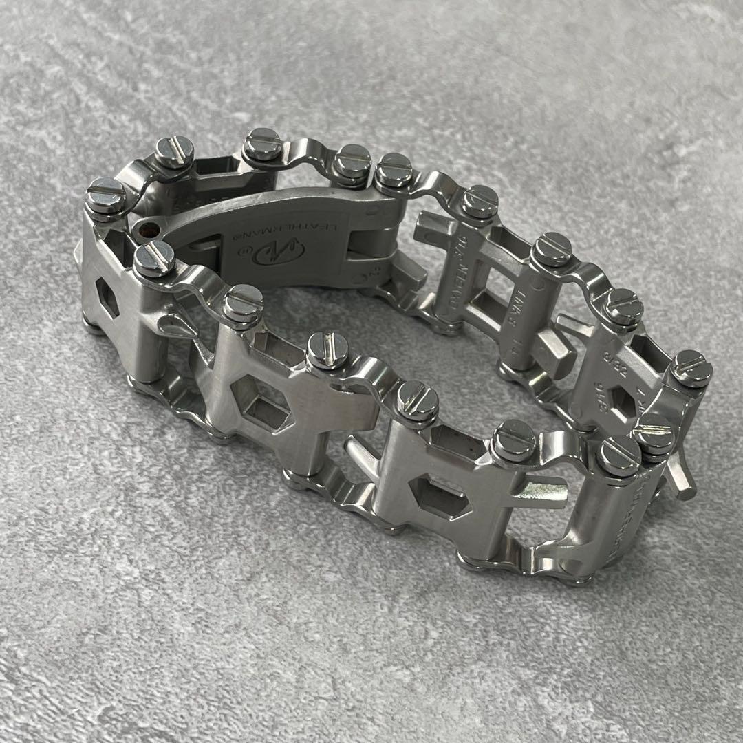 LEATHERMAN TREAD シルバー ブレスレット