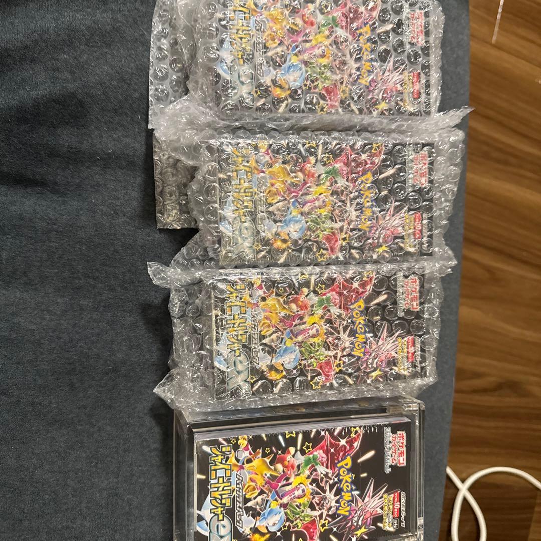 シャイニートレジャー　シュリンク付き　四個セット