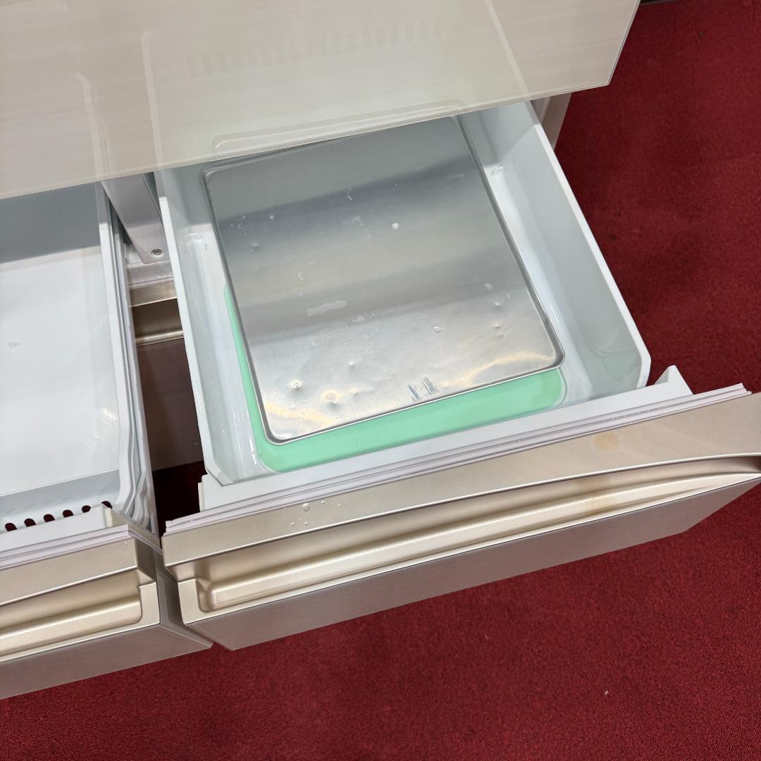 東京23区送料無料　極美品東芝6ドア冷蔵庫　551L製氷機有　GR-S550FZ