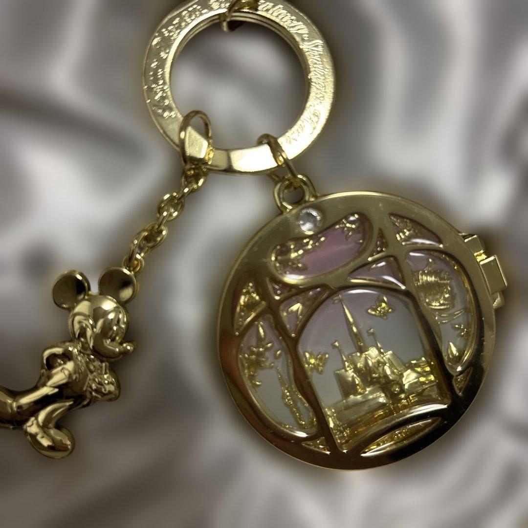 ディズニー　グランドシャトー　キーホルダー　ファンタジースプリングスホテル