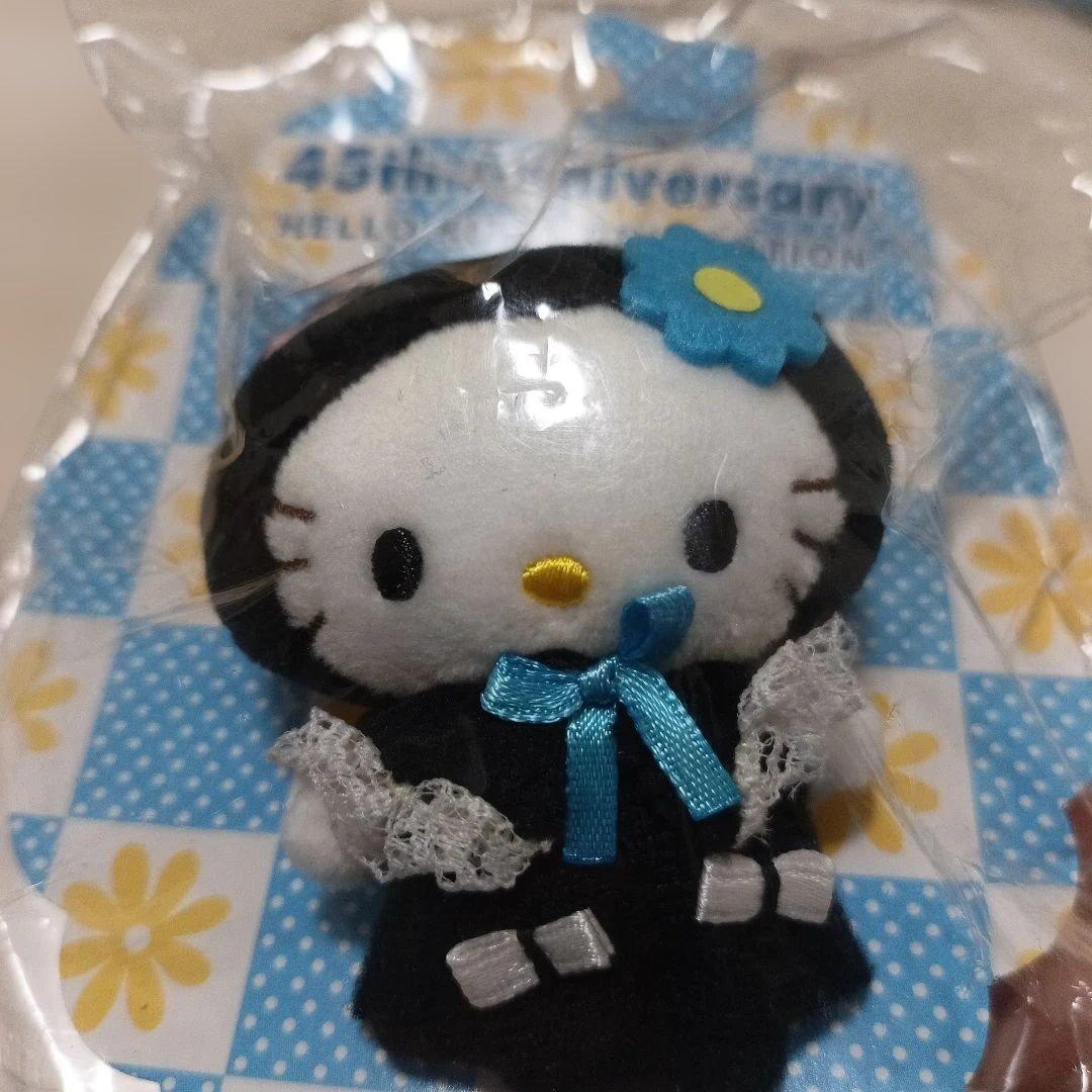 45thAnniversary　ハローキティコレクション　ミニブローチ　ネコ