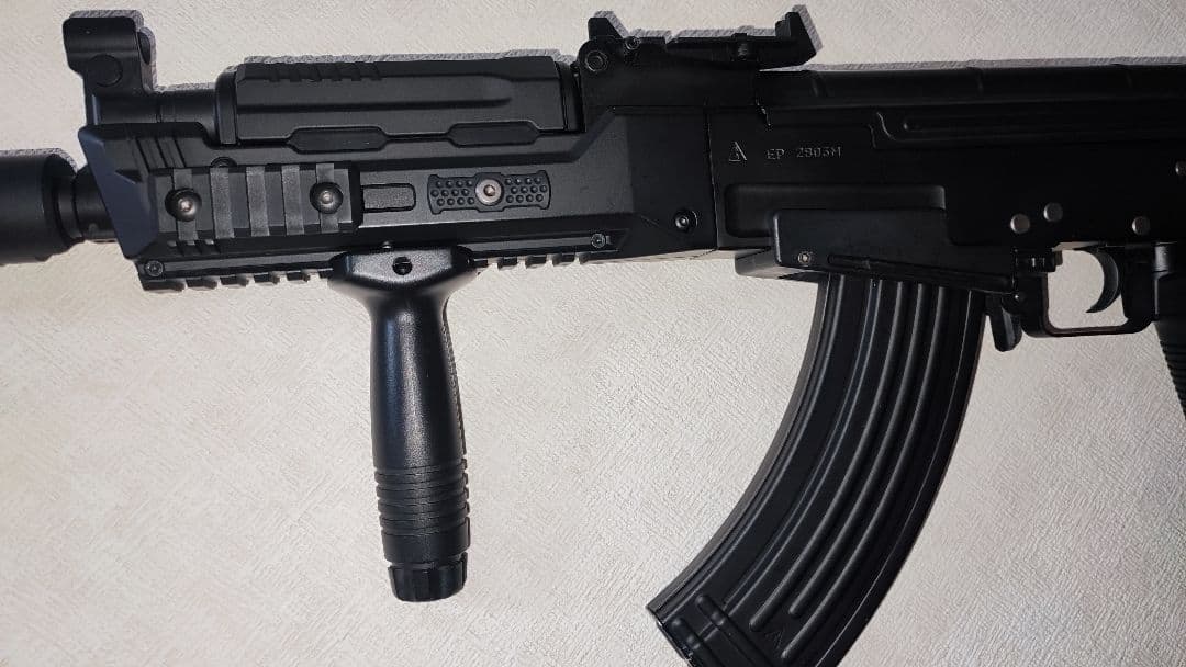 ま*。様 東京マルイ　次世代電動ガン AKストーム ブラック　サイレンサー、グリ