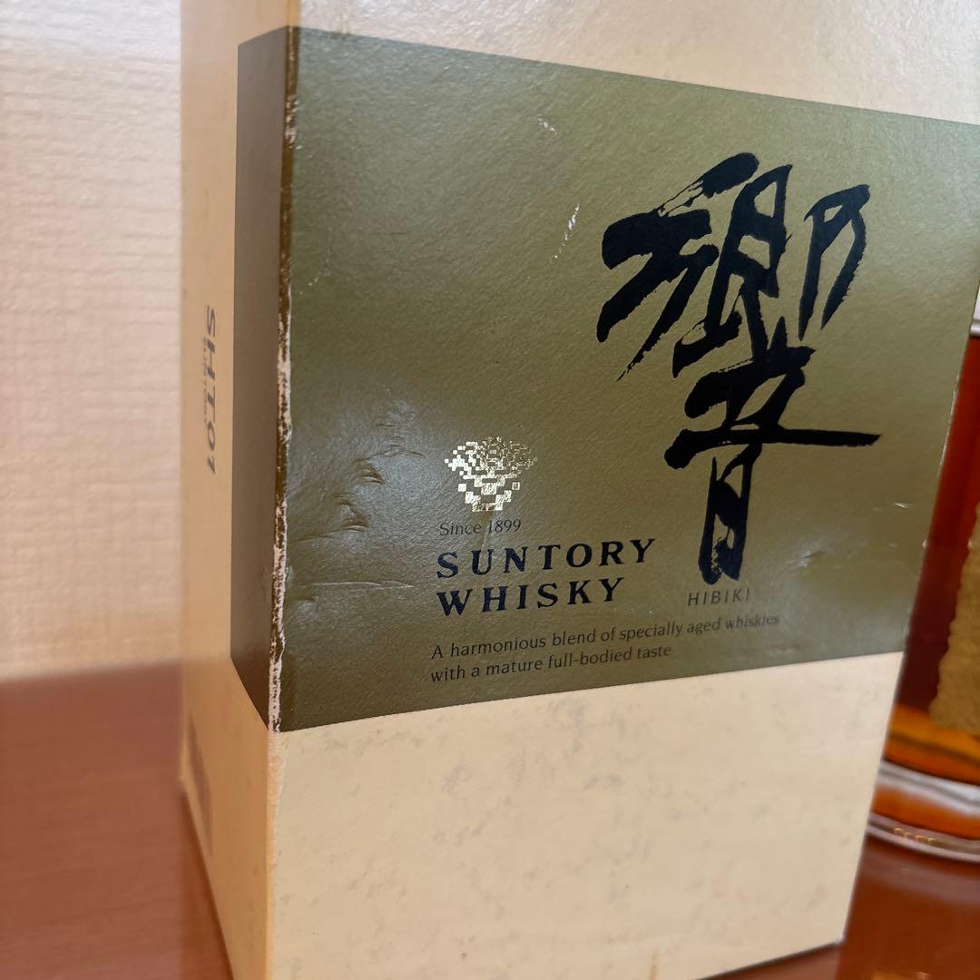 希少品 サントリーウィスキー響HIBIKI ゴールドラベル750ml SHT01