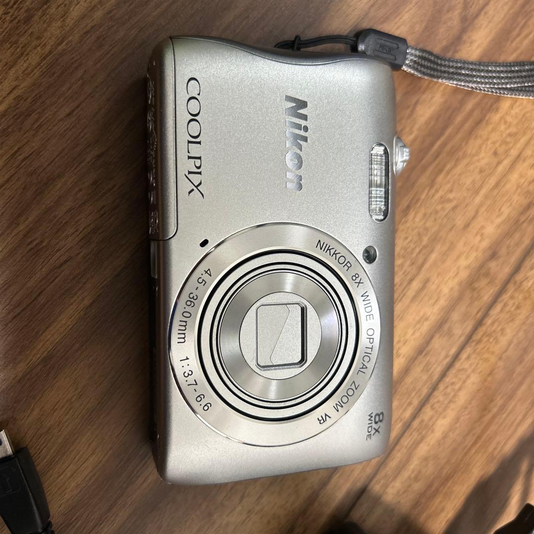 Nikon COOLPIX S3700 デジタルカメラ