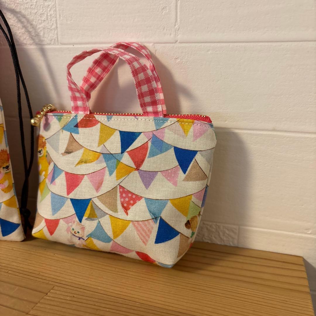 きまぐれSALE ユキエモン　巾着　12cmファスナーポーチ　ハンドメイド　お得