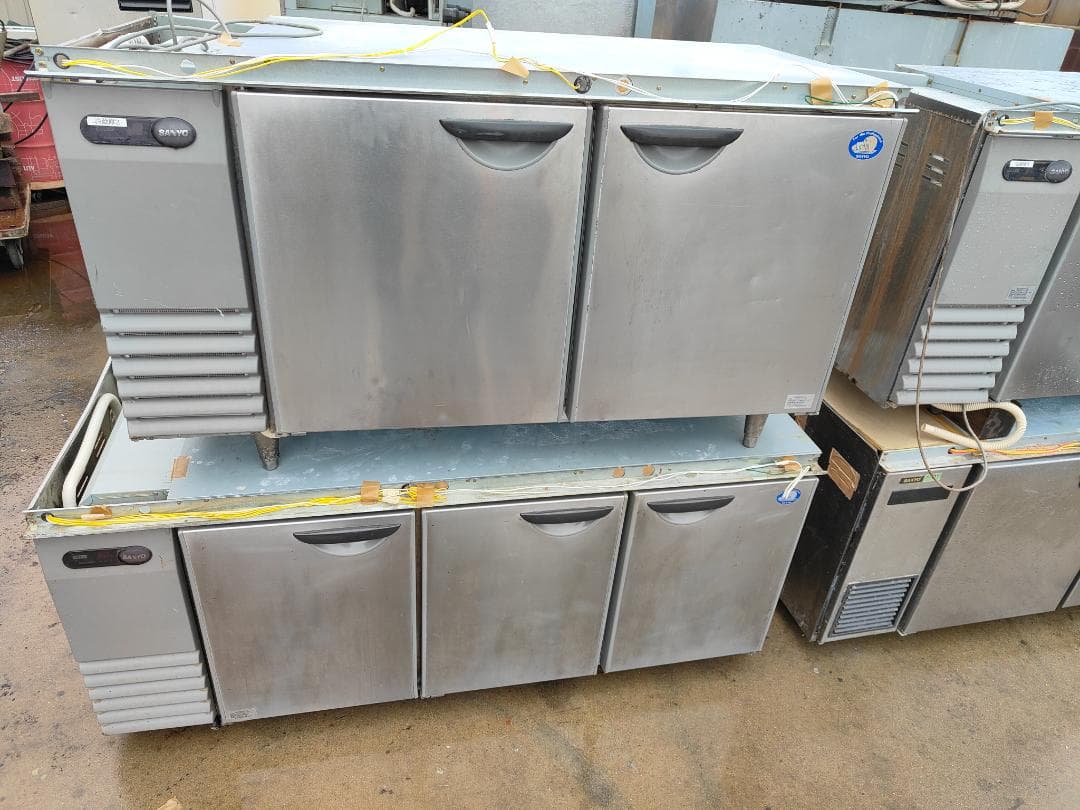 サンヨー 台下冷蔵庫 厨房用品 飲食店 ヨコ型 4台セット