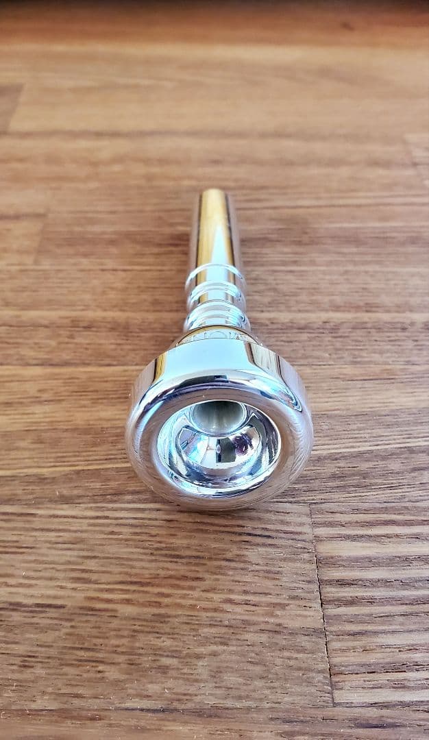 Monette Unity B4-7 Retro モネット