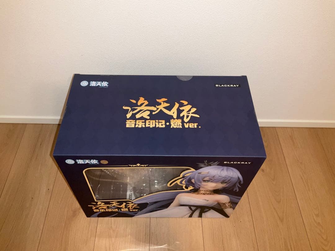 BLACKRAY VSINGER 洛天依 音楽印記 燃ver.フィギュア　1/7