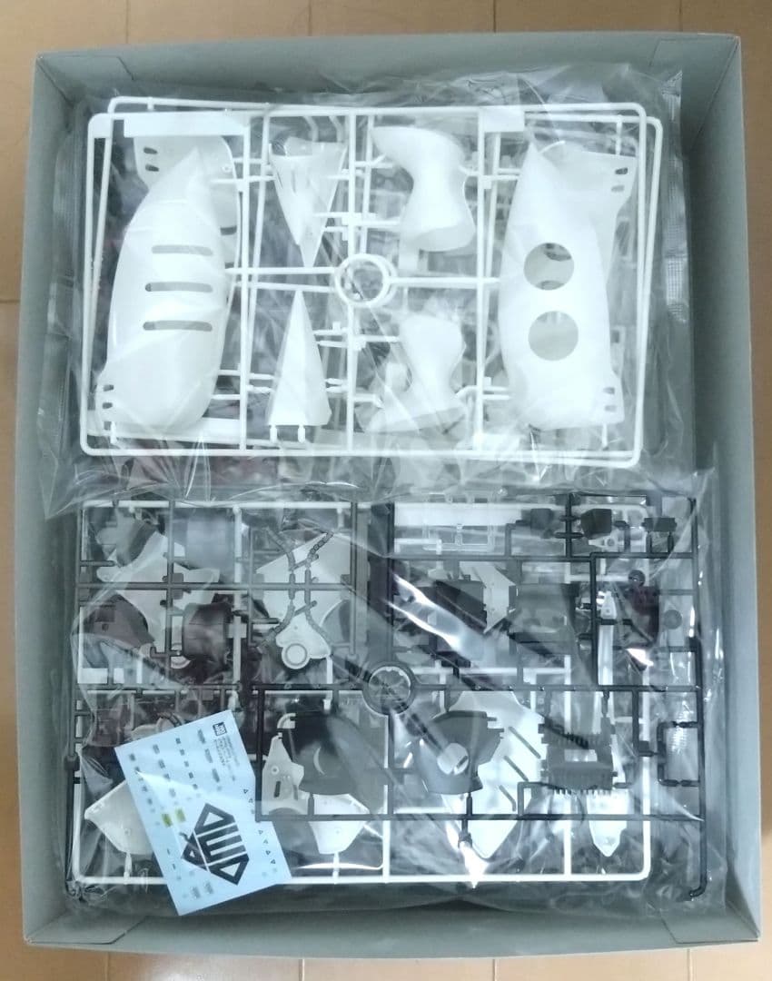 ガンプラ　MG　キュベレイダムド　未組立　プレバン限定