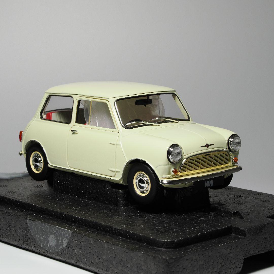 京商 1/18 モーリス ミニ マイナー オールドイングリッシュホワイト
