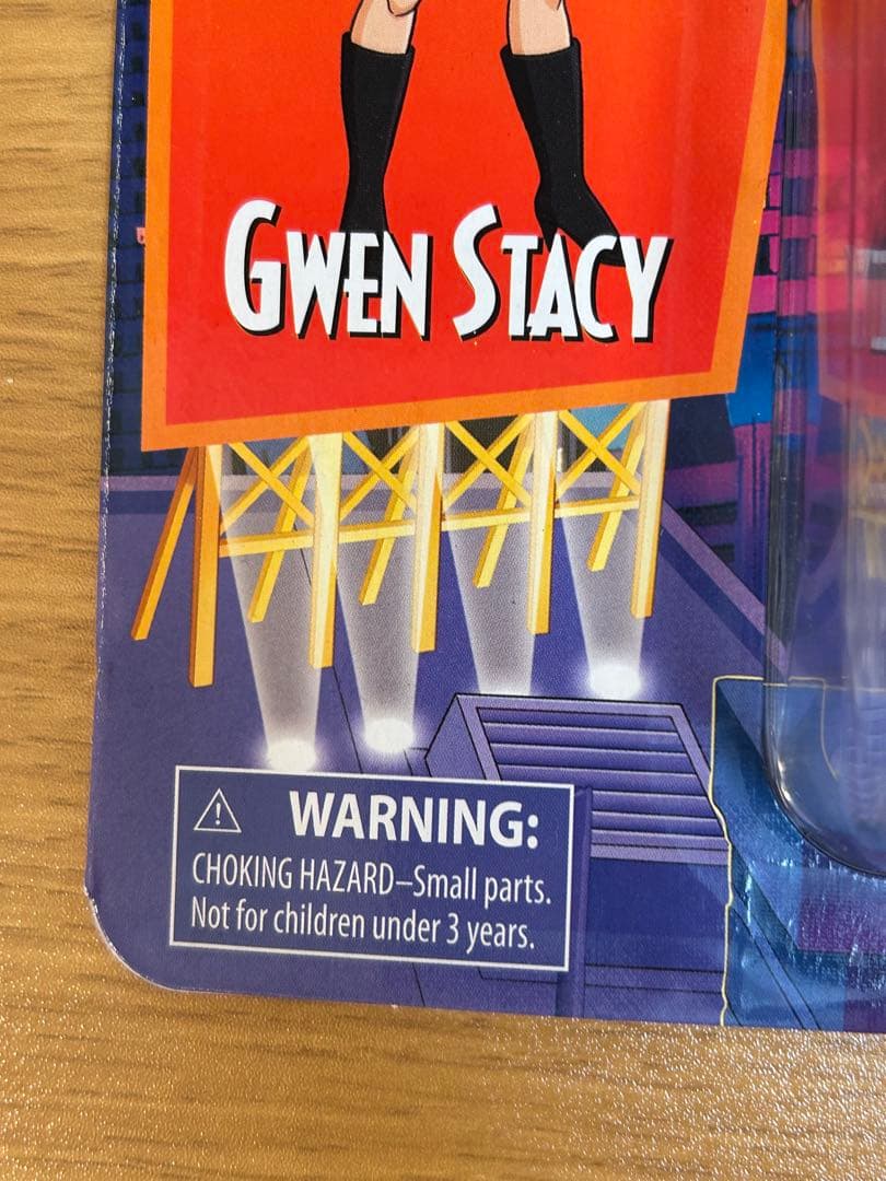 マーベルレジェンド　レトロパッケージ　グウェン　ステイシー