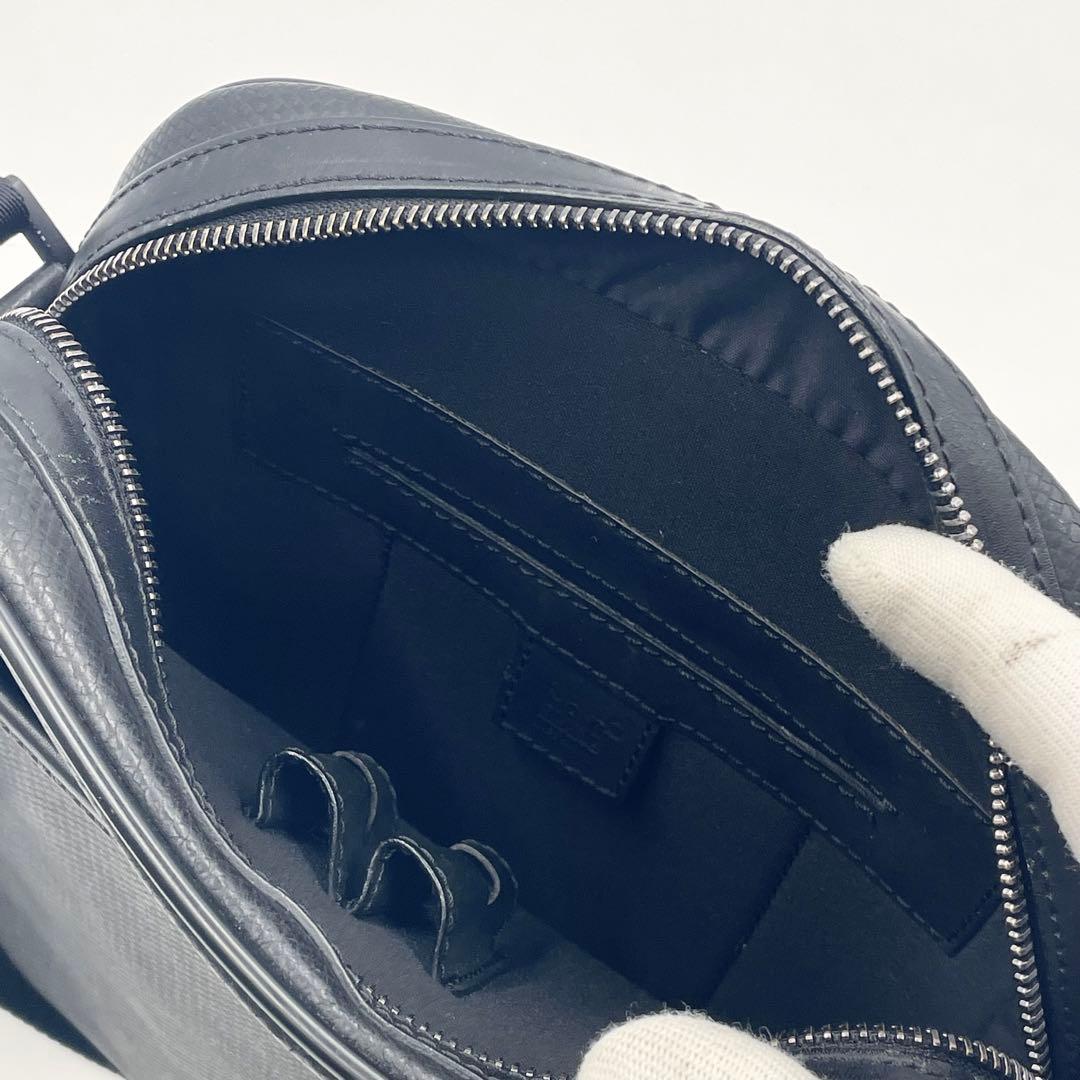 【美品】モンブラン マイスターシュテュックエンボス 本革 ショルダーバッグ