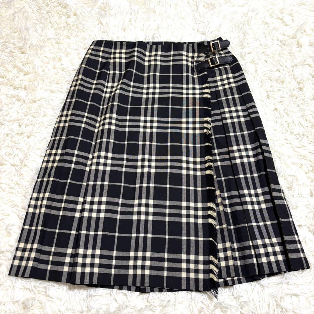 【極美品】バーバリー　ノバチェック ラップ プリーツ スカート 大きいサイズ
