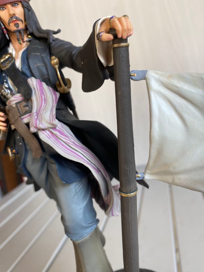 パイレーツ・オブ・カリビアンジャック・スパロウ フィギュア　ディズニー