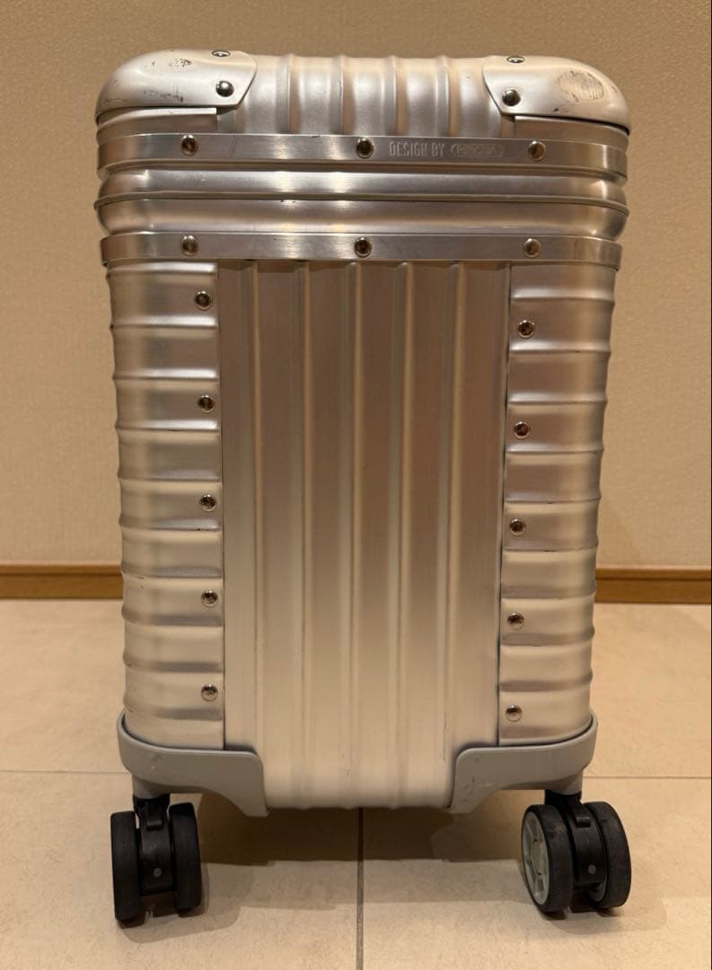 希少【RIMOWA】リモワ トパーズ パイロット4輪 TSAロック付き