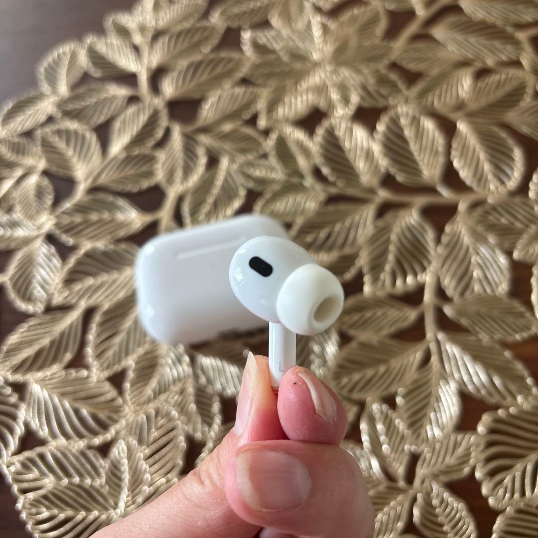 AirPods Pro 第二世代（エアポッズ）※左耳+充電ケース