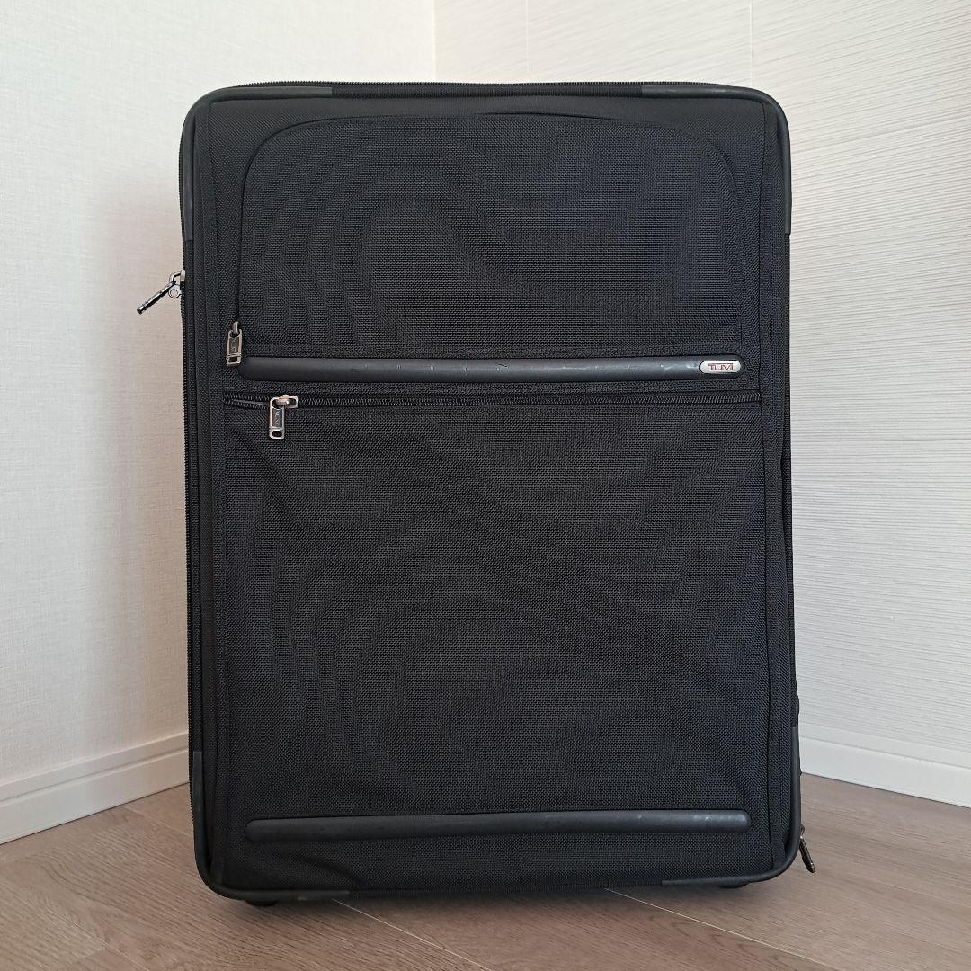 TUMI キャリーケース（スーツケース）22024D4