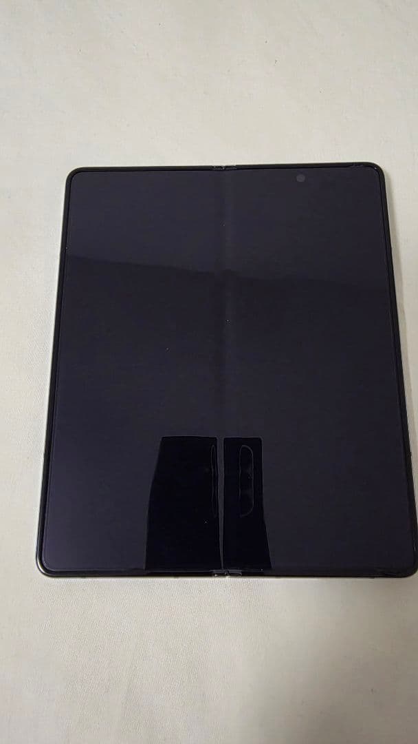 galaxy fold5 256GB 国内auSIMフリー版　アラミドケース付き