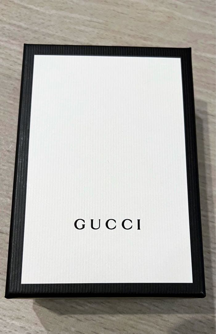 し*ิ様 【美品　一点限り】グッチ GUCCI 小銭入れ　マイクロGG シマ レ
