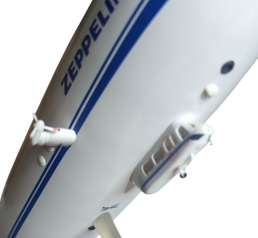 Zeppelin NT 07 飛行船 模型 モデルルーム 展示品