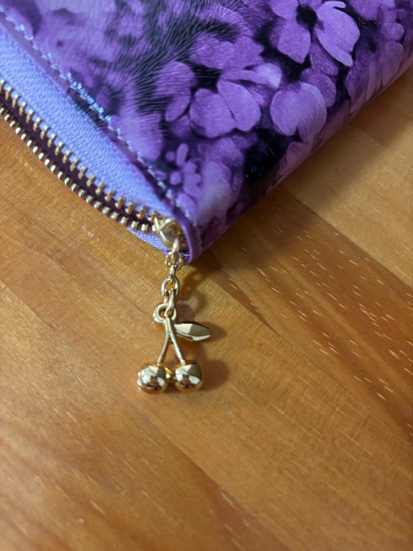 FRUTTI DI BOSCO ワンダーブックウォレット　アリス　マジックアワー