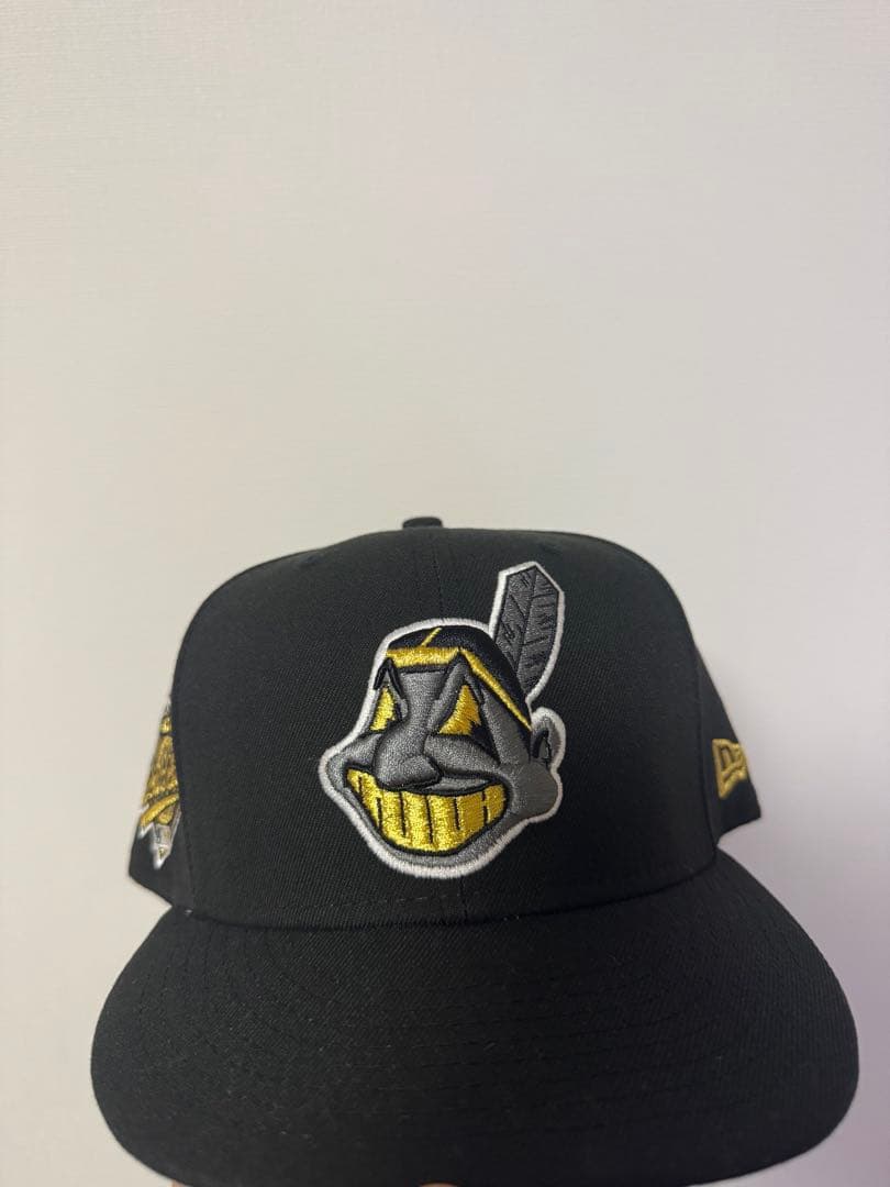 New Era インディアンズ ワフー黒金 Indians 7 5/8